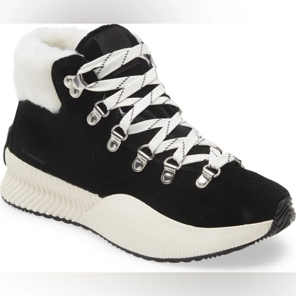 SOREL Out N' About Conquest Boot black suede short lace up waterproof 7.5